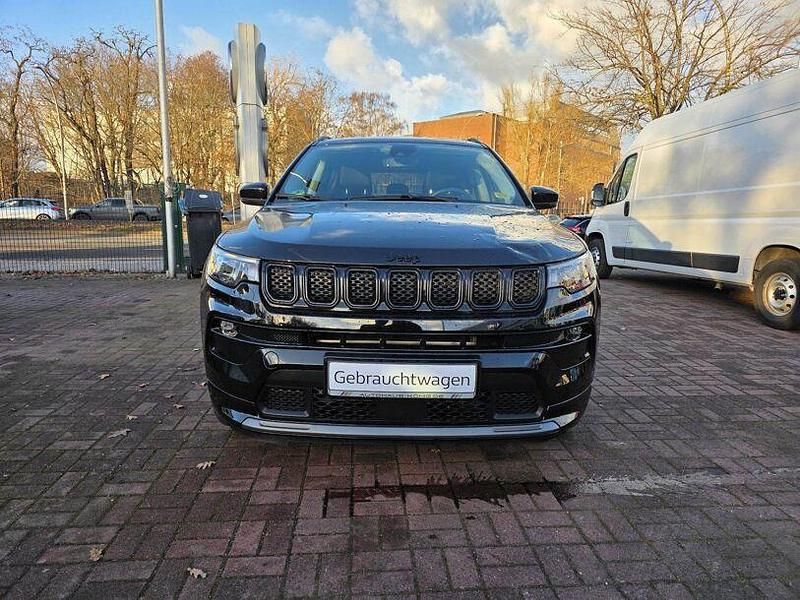 Gebraucht Jeep Compass Altitude 131 PS (96 kW) 2023 Solid black (5ck) SUV