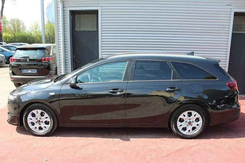 Gebraucht Kia Ceed Sportswagon 101 PS (74 kW) 2023 Schwarz Kombi
