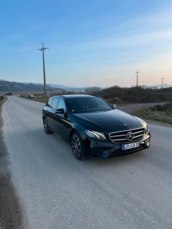 Gebraucht Mercedes E300 AMG 2020 Kombi