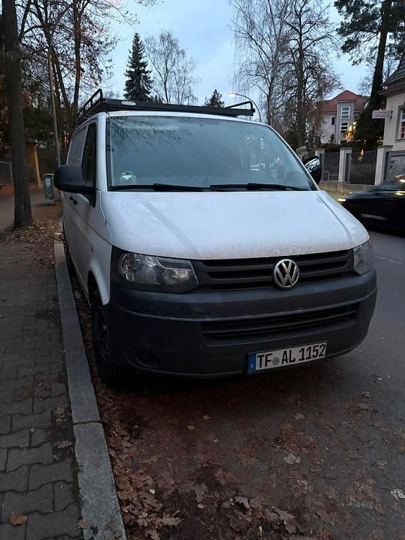 Weiß Gebraucht 2015 VW Transporter Van | 8.900 € (Guter Preis) - Bild 1/4