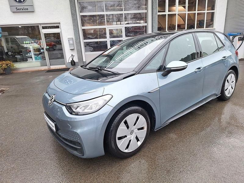 Gebraucht VW ID.3 Pure 110 kW (150 PS) 2022 Stonewashed blue metallic schw Kleinwagen