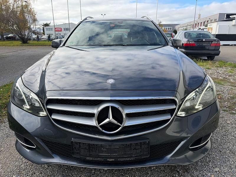 Grau Gebraucht 2014 Mercedes E350 Kombi | 11.990 € (Superpreis) - Bild 1/4