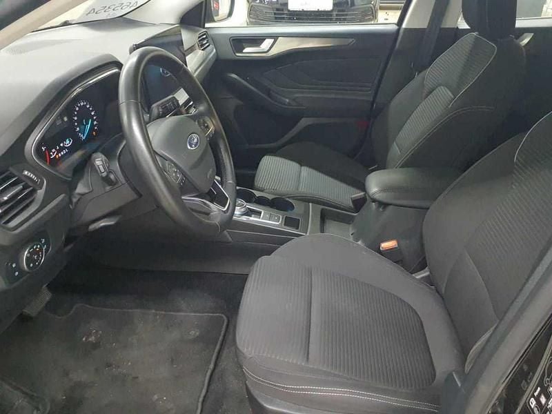 Gebraucht Ford Focus Titanium 120 PS (88 kW) 2022 Obsidianschwarz metallic Kombi