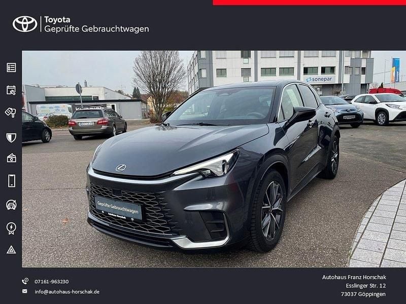 Obsidiangrau/dach samtschwarz Gebraucht 2024 Lexus LBX SUV | 29.990 € (Guter Preis) - Bild 1/4