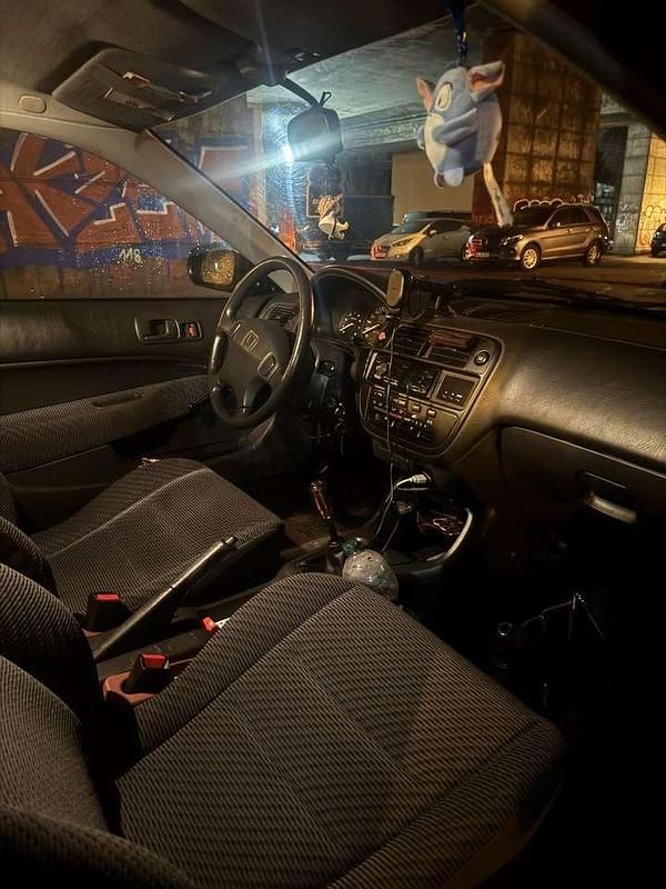 Gebraucht Honda Civic 75 PS (55 kW) 1997 Limousine