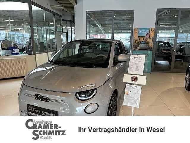 Himmelblau Neu 2025 Fiat 500e La Prima Limousine | 33.950 € - Bild 1/4