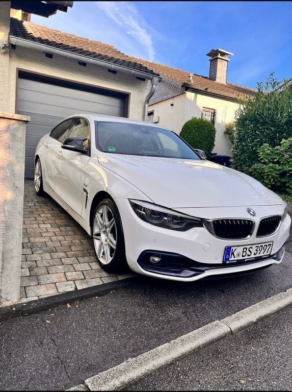 Weiß Gebraucht 2018 BMW 420 Gran Coupé Performance Coupé | 15.500 € (Superpreis) - Bild 1/4