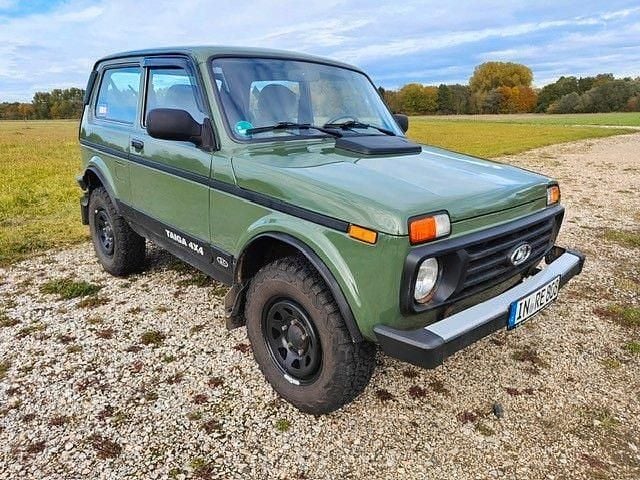 Second-hand Lada Taiga 83 CP (61 kW) 2017 Verde SUV