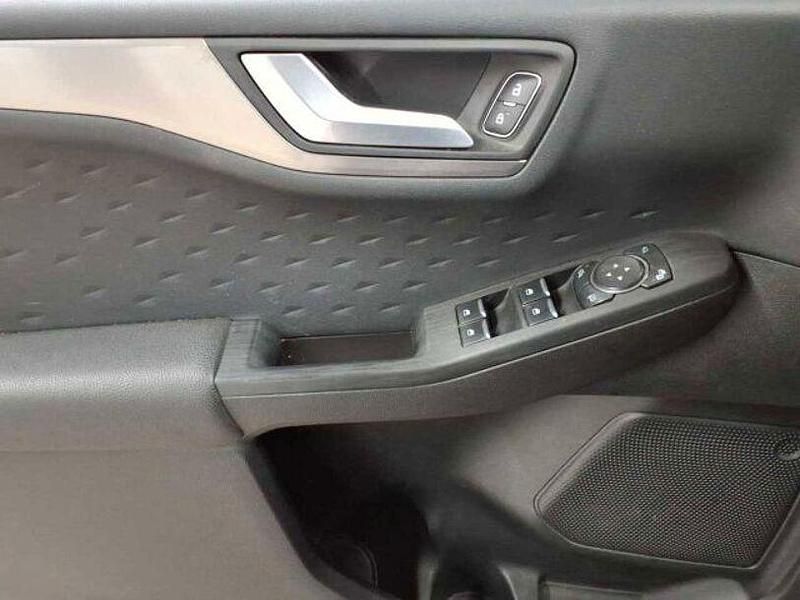 Gebraucht Ford Kuga Titanium 190 PS (139 kW) 2020 Blazer blau SUV