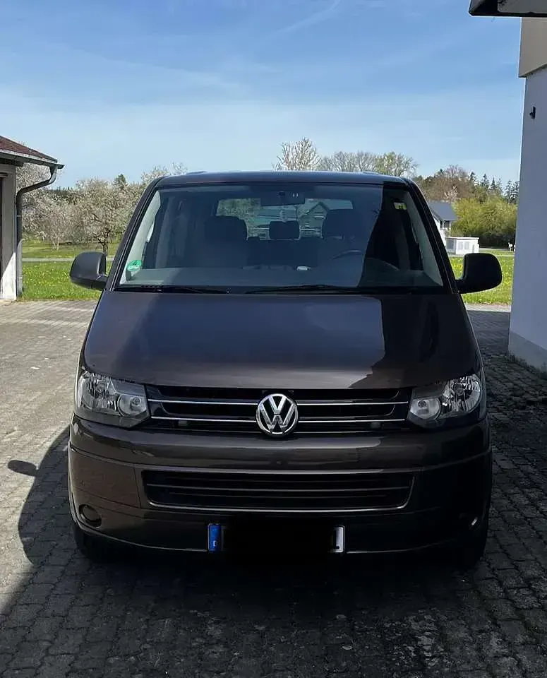 Gebraucht VW T5 Startline 140 PS (102 kW) 2010 Braun Van