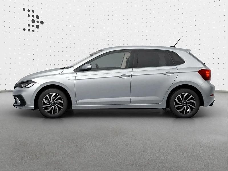 Gebraucht VW Polo Life 95 PS (69 kW) 2023 Reflexsilber metallic Kleinwagen