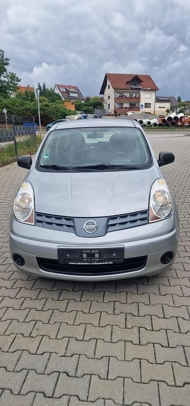 Schwarz Gebraucht 2009 Nissan Note Van / Kleinbus | 2.199 € (Fairer Preis) - Bild 1/4