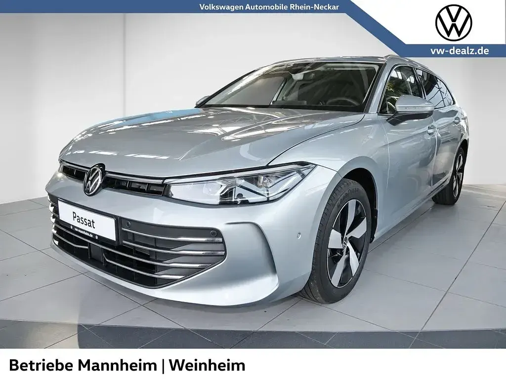 Neu VW Passat Business 150 PS (110 kW) 2026 Silber Limousine