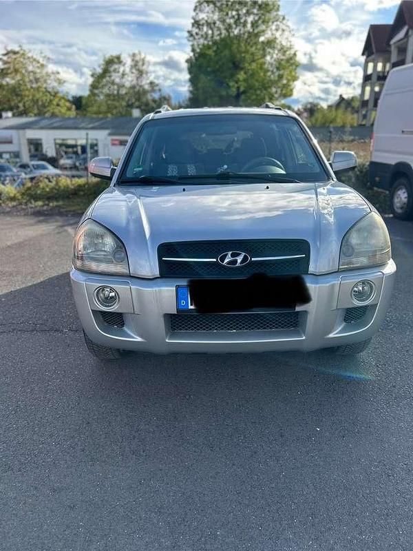 Grau Gebraucht 2006 Hyundai Tucson GLS SUV | 3.000 € (Fairer Preis) - Bild 1/4