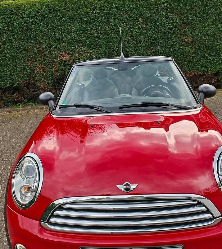 Second-hand Mini One Cabriolet 98 CP (72 kW) 2016 Roșu Cabrio