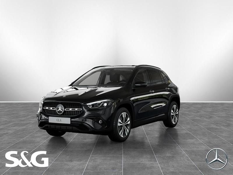 Metalliclack kosmosschwarz Gebraucht 2025 Mercedes GLA250 Progressive SUV | 52.899 € - Bild 1/4