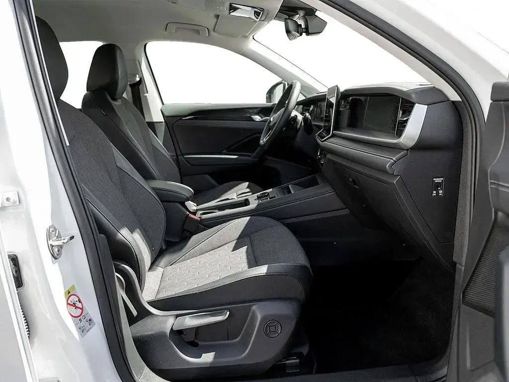 Gebraucht VW Tayron Life 150 PS (110 kW) 2025 Weiss SUV