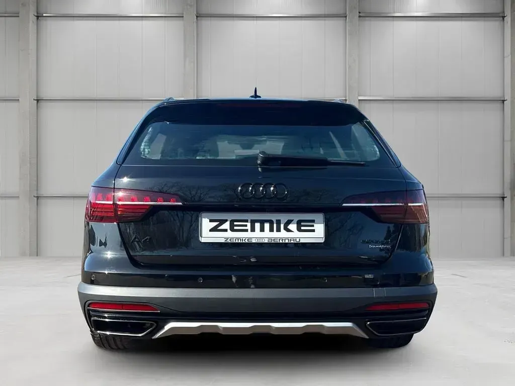 Gebraucht Audi A4 Allroad Sport 204 PS (150 kW) 2024 Schwarz Kombi