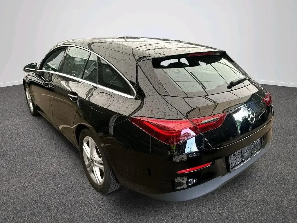 Gebraucht Mercedes CLA180 Progressive 136 PS (100 kW) 2024 Schwarz Coupé