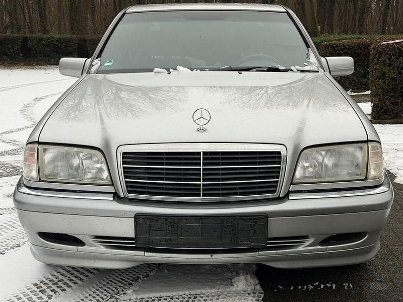 Gebraucht Mercedes C240 Elegance 170 PS (125 kW) 1997 Silber Limousine