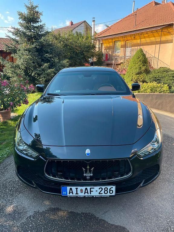Schwarz Gebraucht 2014 Maserati Ghibli Coupé | 28.500 € (Fairer Preis) - Bild 1/4