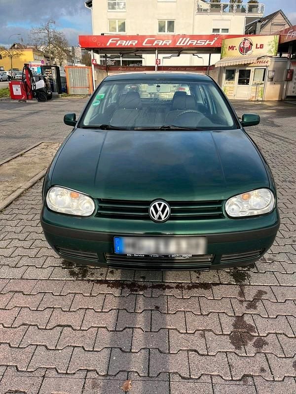 Grün Gebraucht 2002 VW Golf IV Limousine | 799 € (Superpreis) - Bild 1/4