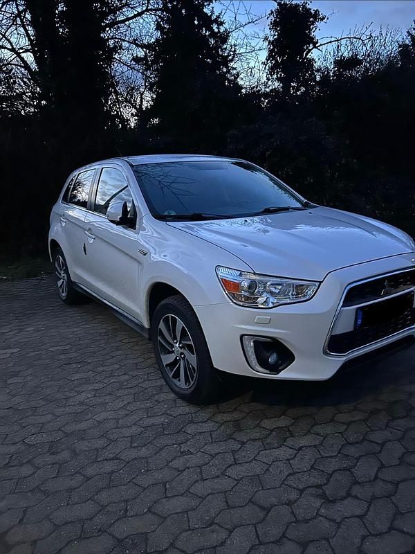 Gebraucht Mitsubishi ASX 150 PS (110 kW) 2014 Weiß SUV