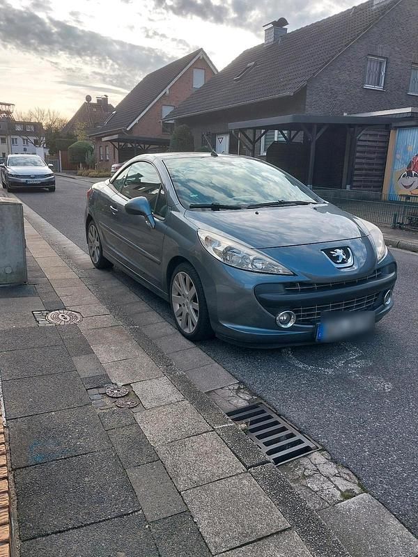 Silber Gebraucht 2008 Peugeot 207 CC Cabrio | 1.150 € (Superpreis) - Bild 1/4