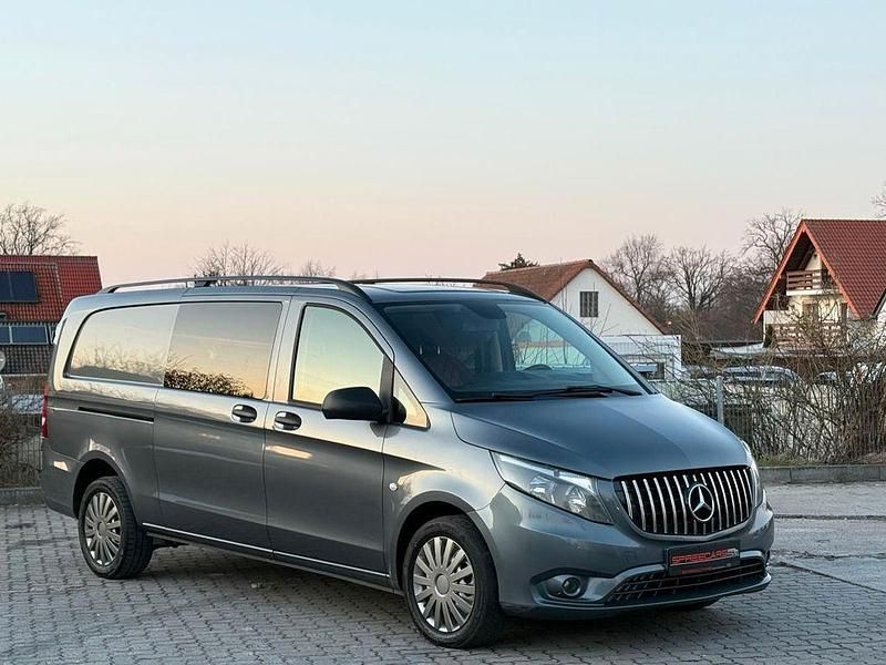 Gebraucht Mercedes Vito 190 PS (139 kW) 2015 Grau Van