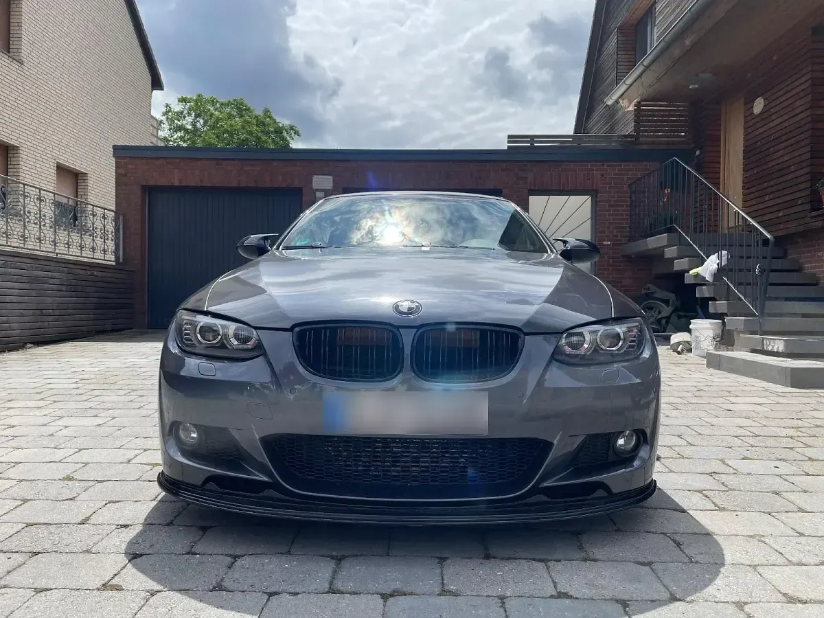 Gebraucht BMW 330 300 PS (220 kW) 2008 Grau Cabrio