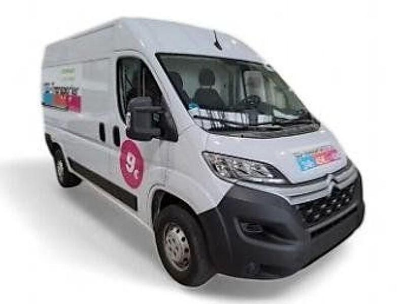 Gebraucht Citroën Jumper 140 PS (102 kW) 2024 Lackierung weiss icy/deckende Van / Kleinbus