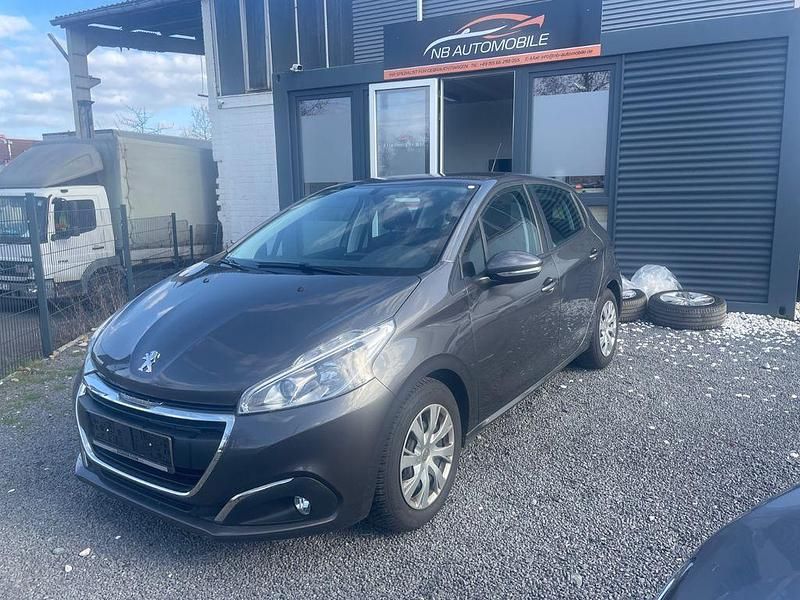 Gebraucht Peugeot 208 Active 60 PS (44 kW) 2019 Grau Kleinwagen