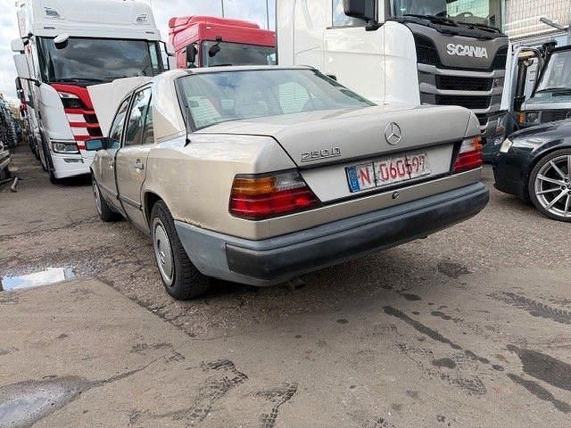 Gebraucht Mercedes E250 1989 Limousine