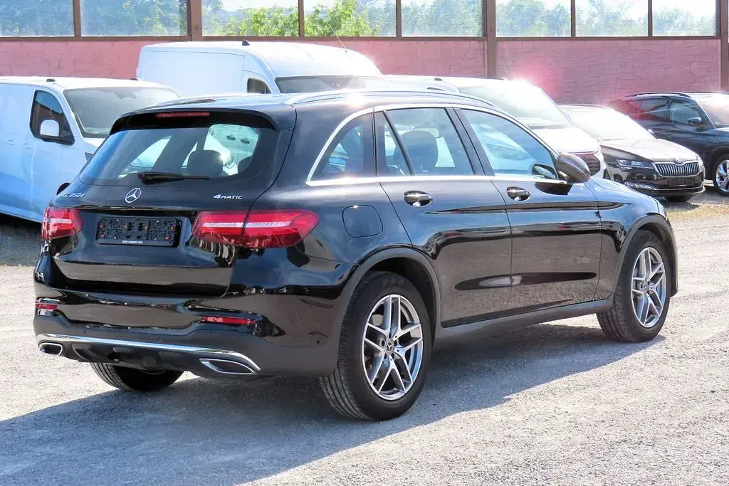 Gebraucht Mercedes GLC350 AMG line 258 PS (189 kW) 2018 Schwarz SUV