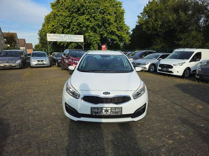 Gebraucht Kia Ceed Sportswagon 128 PS (94 kW) 2016 Weiß Kombi