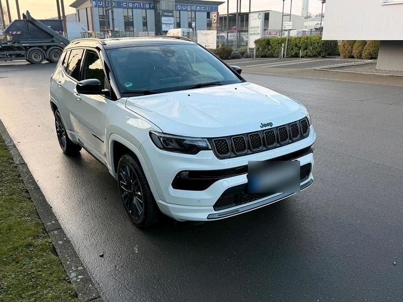 Gebraucht Jeep Compass 241 PS (177 kW) 2022 Weiß SUV