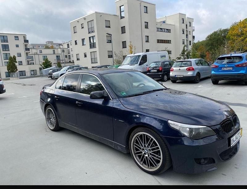 Blau Gebraucht 2004 BMW 545 Performance Limousine | 4.500 € (Superpreis) - Bild 1/4