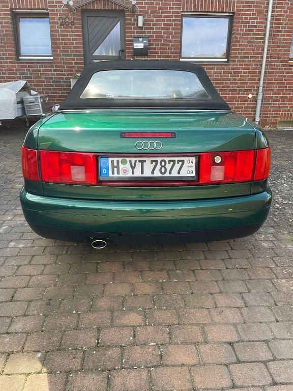 Gebraucht Audi Cabriolet Sport 125 PS (91 kW) 1999 Grün Cabrio