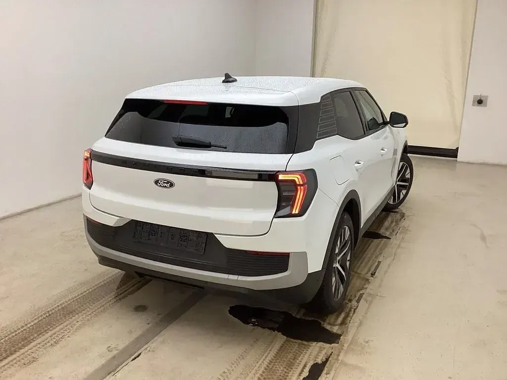 Używany Ford Explorer 210 kW (286 KM) 2025 Biały SUV