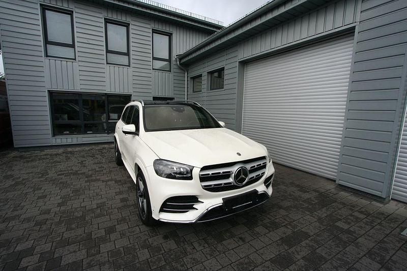 Weiß Gebraucht 2021 Mercedes GLS450 AMG line SUV | 58.000 € - Bild 1/4
