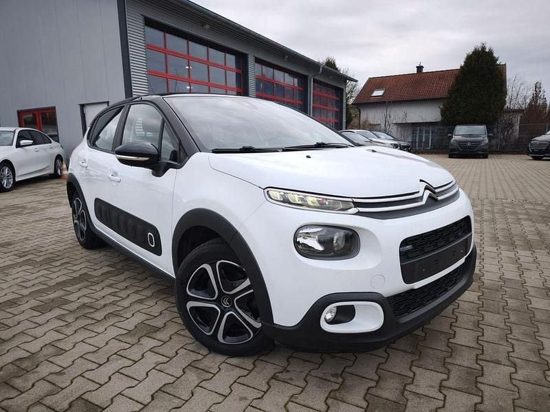 Weiß Gebraucht 2019 Citroën C3 Shine Limousine | 7.950 € (Superpreis) - Bild 1/4