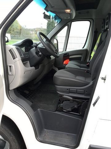 Gebraucht Peugeot Boxer 166 PS (122 kW) 2010 Weiß Van