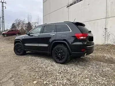 Gebraucht Jeep Grand Cherokee Overland 241 PS (177 kW) 2012 Schwarz SUV