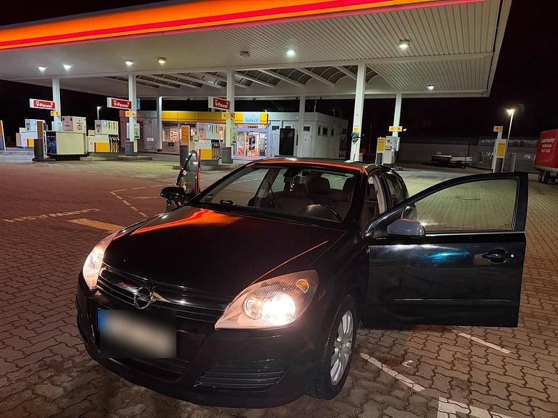 Gebraucht Opel Astra 90 PS (66 kW) 2005 Schwarz Kleinwagen