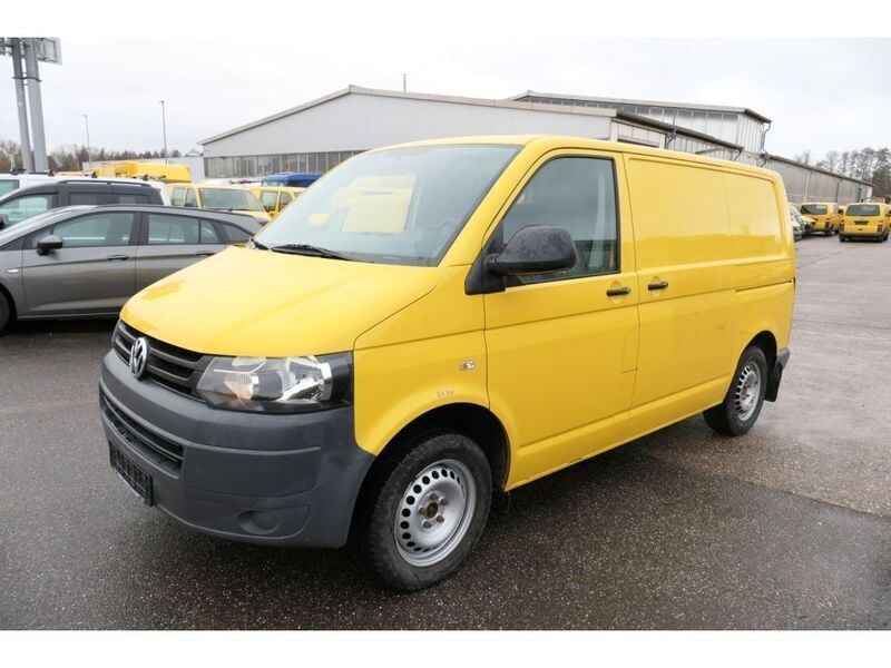 Gebraucht VW T5 84 PS (61 kW) 2012 Ginstergelb r1032 Van