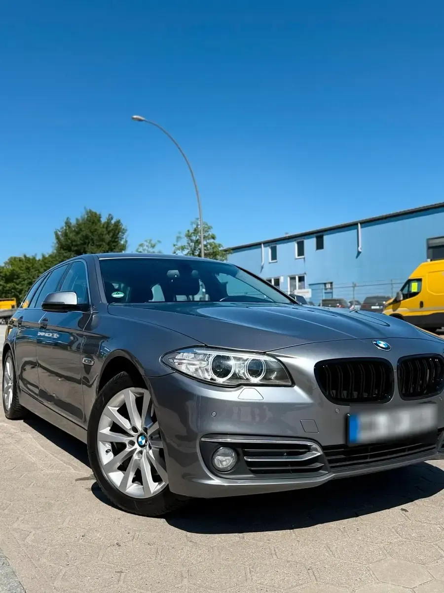 Gebraucht BMW 530 258 PS (189 kW) 2015 Grau Kombi