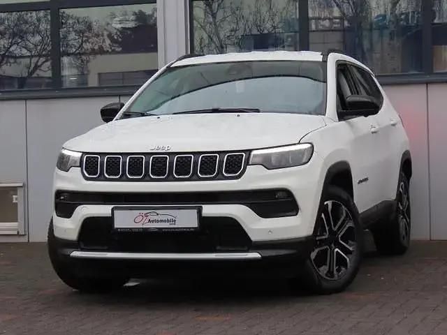 Second-hand Jeep Compass 131 CP (96 kW) 2024 Alb SUV