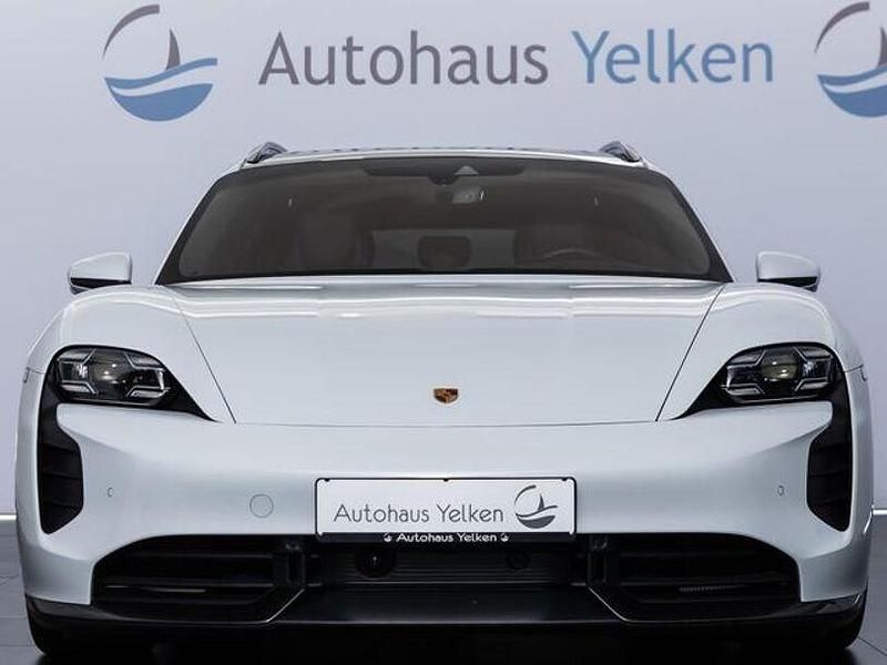 Gebraucht Porsche Taycan 323 kW (440 PS) 2023 Weiss Limousine