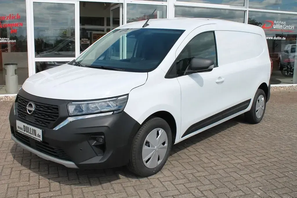 Neu Nissan Townstar N-Connecta 131 PS (96 kW) 2026 Weiß Van / Kleinbus