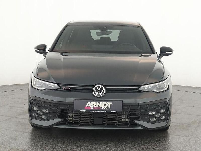 Gebraucht VW Golf VIII GTI 265 PS (194 kW) 2025 Grau Limousine